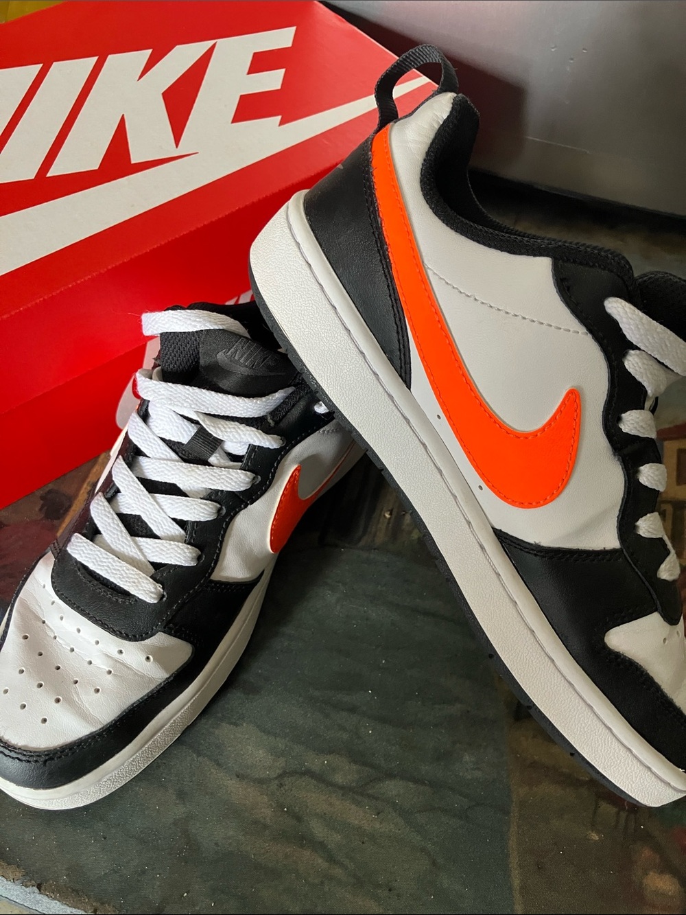 Nike Court Borough Low 2 (GS) Boy Sneakers with Neon Orange Swoosh